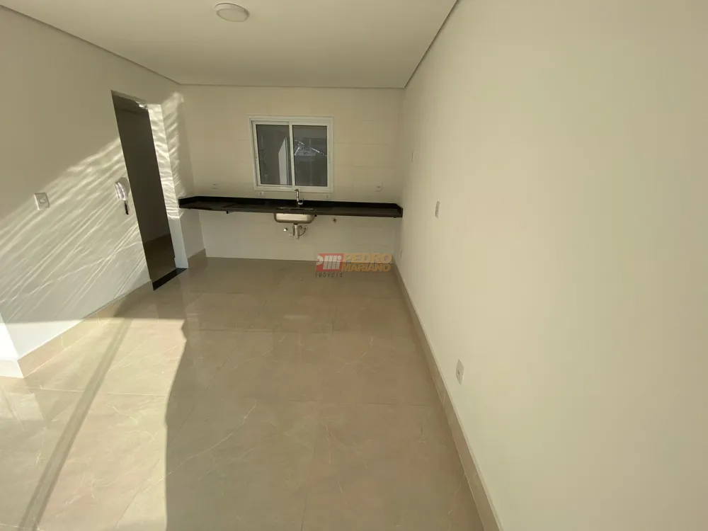 Sobrado, 3 quartos, 184 m² - Foto 2
