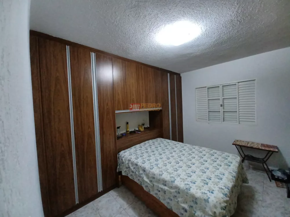 Casa, 5 quartos, 146 m² - Foto 3