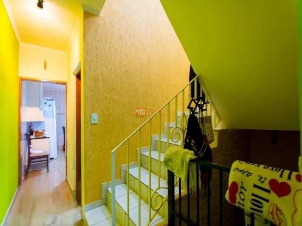 Sobrado, 3 quartos, 218 m² - Foto 4