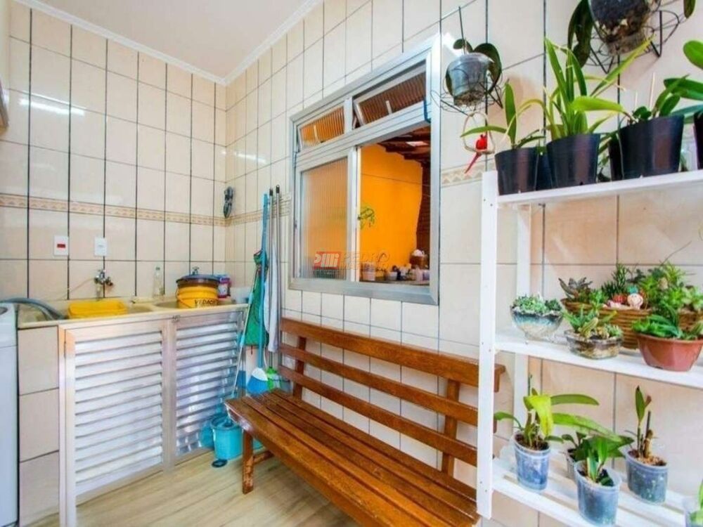 Sobrado à venda com 3 quartos, 218m² - Foto 14