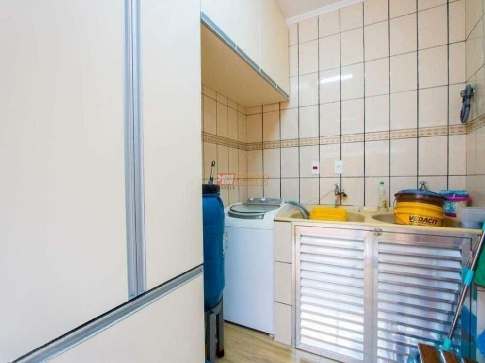 Sobrado à venda com 3 quartos, 218m² - Foto 15