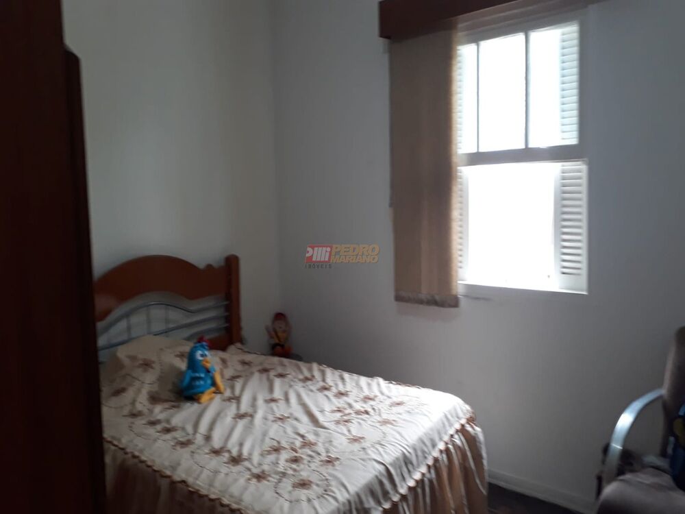 Casa, 2 quartos, 247 m² - Foto 2