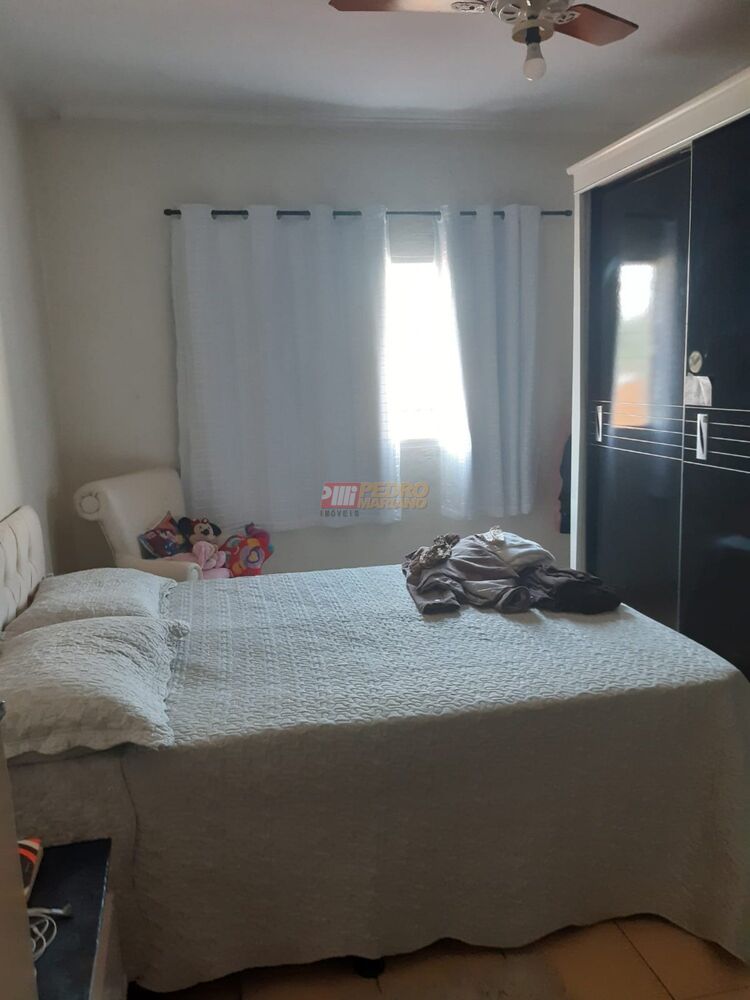 Sobrado à venda com 3 quartos, 130m² - Foto 1