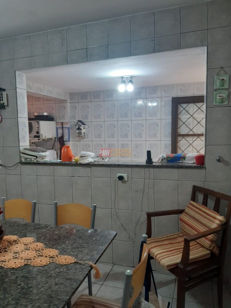 Sobrado à venda com 3 quartos, 130m² - Foto 3