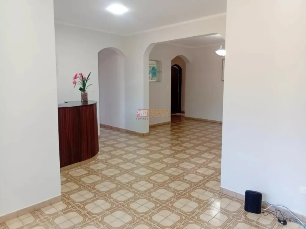 Sobrado, 4 quartos, 262 m² - Foto 2