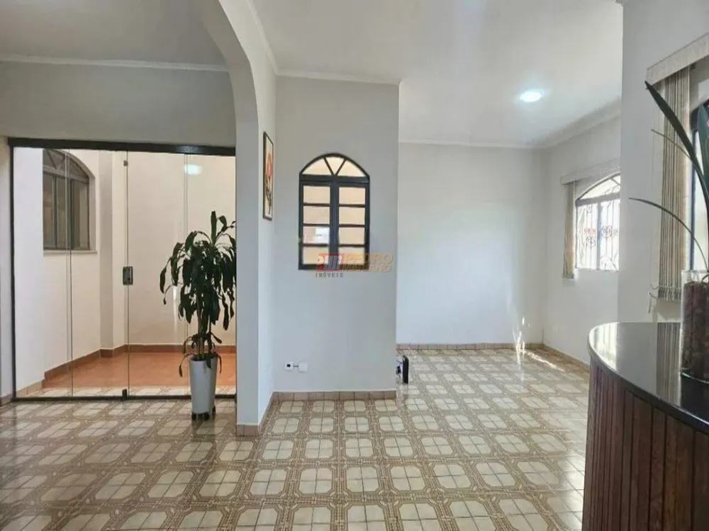 Sobrado, 4 quartos, 262 m² - Foto 1