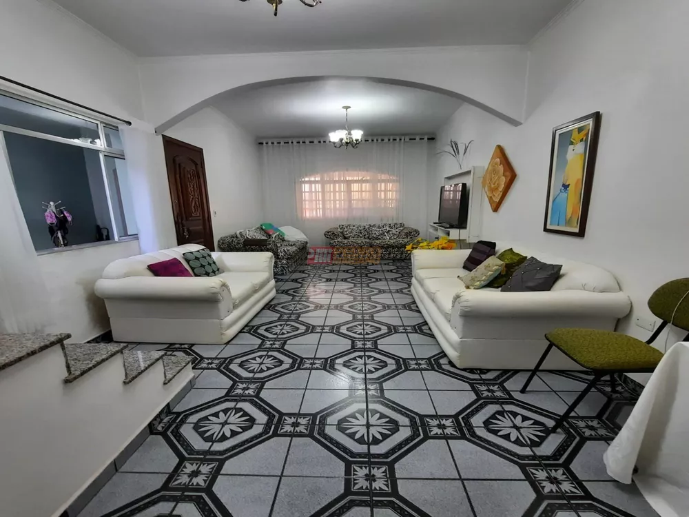 Sobrado, 3 quartos, 300 m² - Foto 2