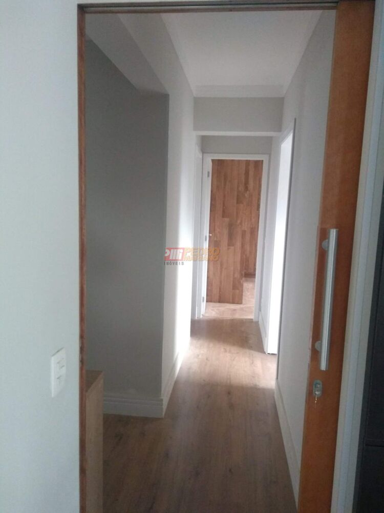 Apartamento à venda com 3 quartos, 107m² - Foto 15