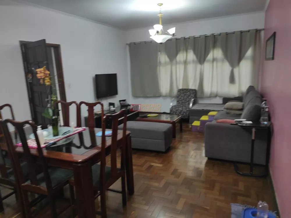 Sobrado, 3 quartos, 267 m² - Foto 1