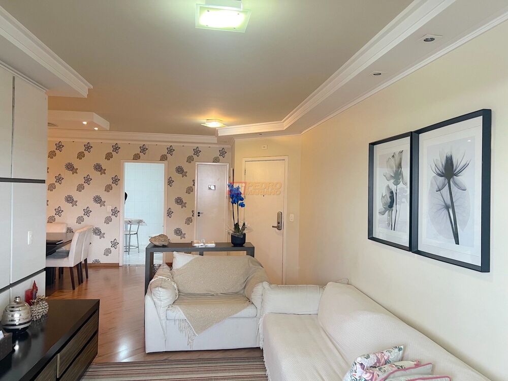 Apartamento à venda com 3 quartos, 133m² - Foto 1