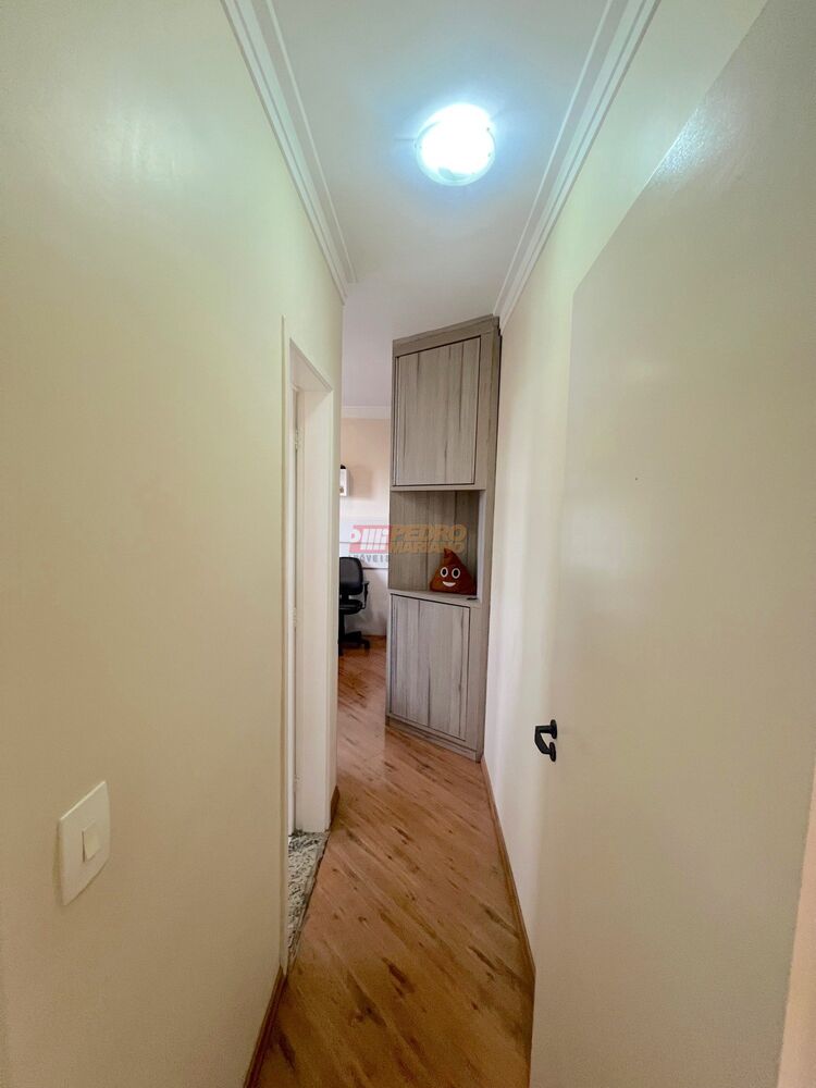 Apartamento à venda com 3 quartos, 133m² - Foto 3