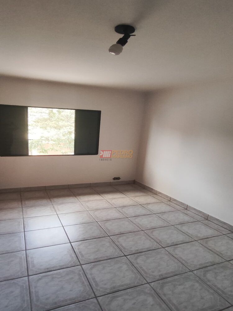 Sobrado, 3 quartos, 240 m² - Foto 2