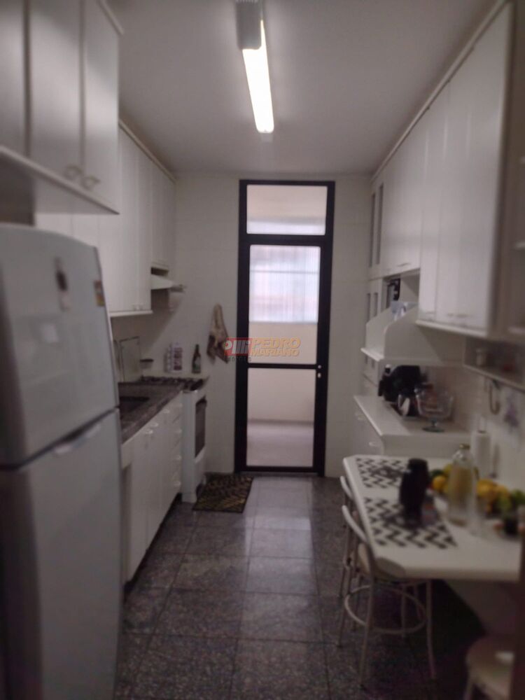 Apartamento à venda com 3 quartos, 94m² - Foto 11