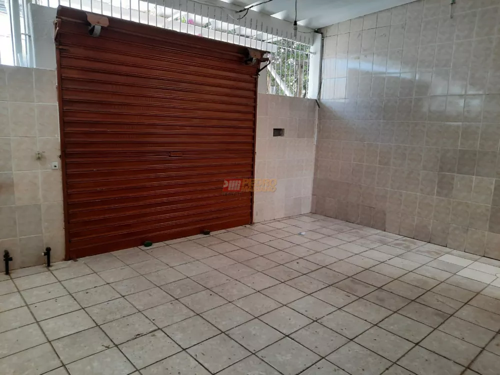 Casa, 3 quartos, 200 m² - Foto 2