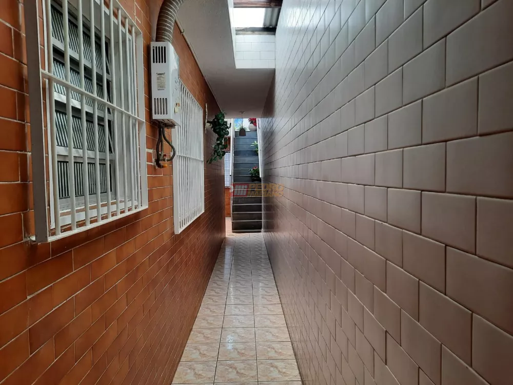 Casa, 3 quartos, 200 m² - Foto 8