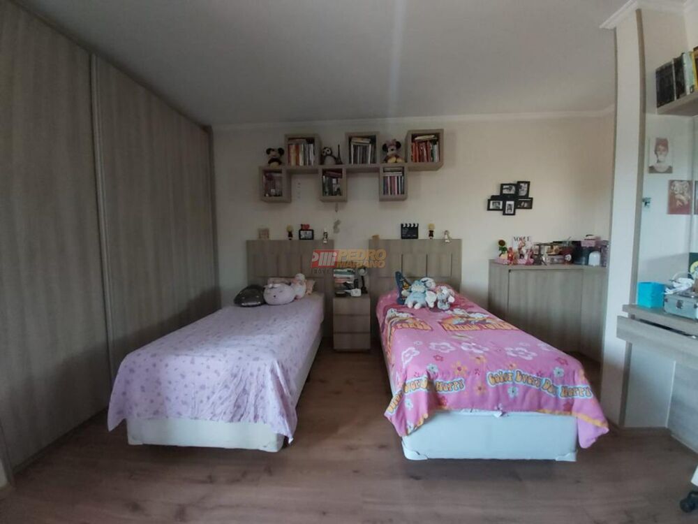 Sobrado, 4 quartos, 410 m² - Foto 1
