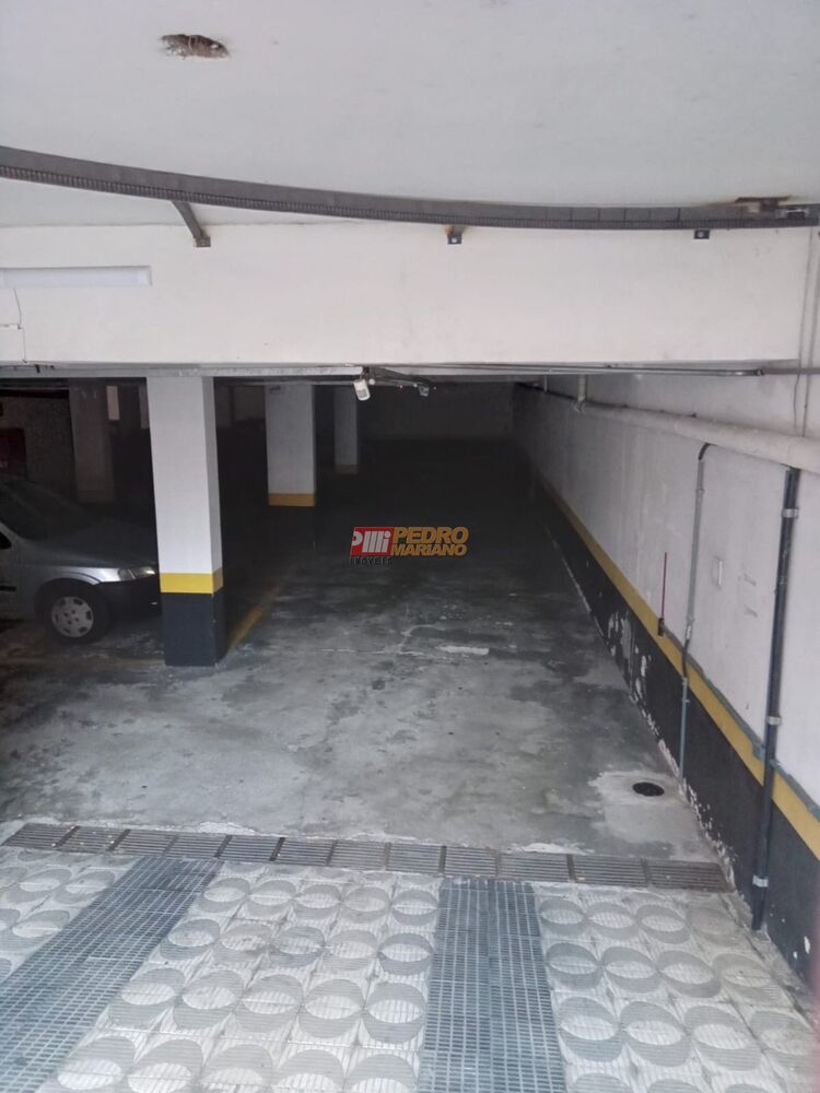 Apartamento à venda com 2 quartos, 100m² - Foto 12