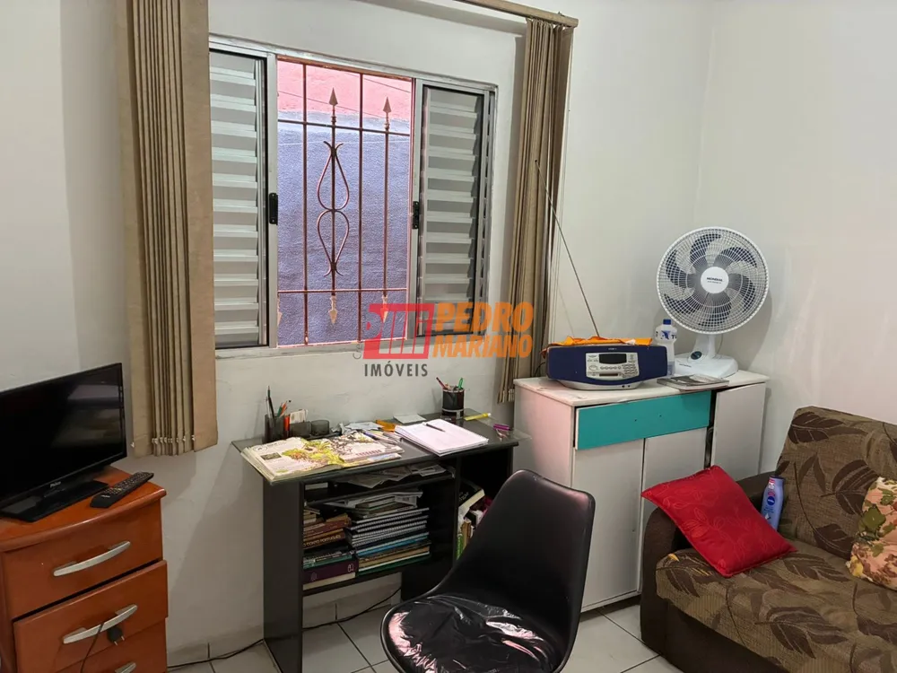 Casa, 3 quartos, 129 m² - Foto 2
