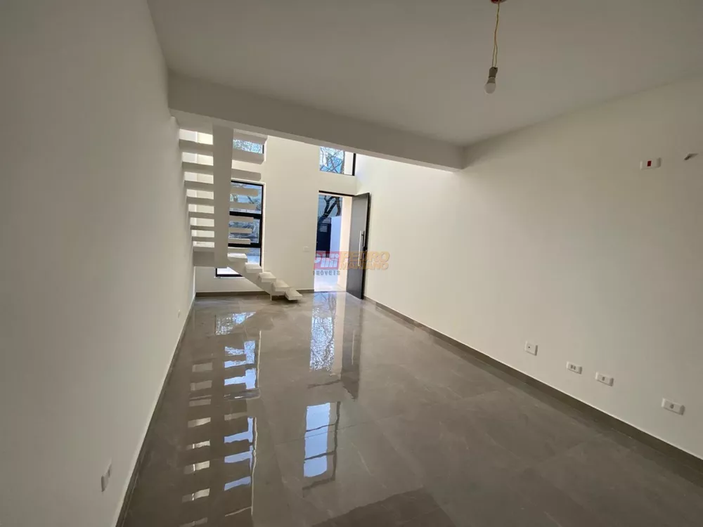 Sobrado à venda com 2 quartos, 118m² - Foto 3