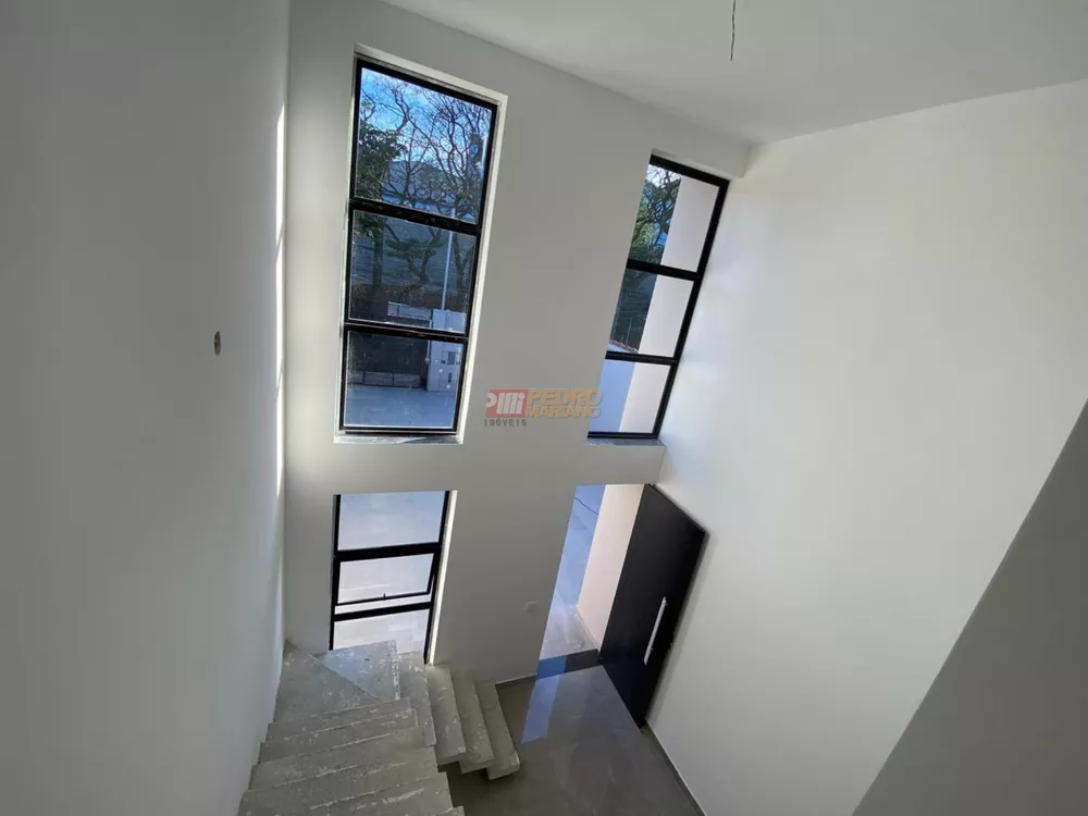 Sobrado à venda com 2 quartos, 118m² - Foto 6