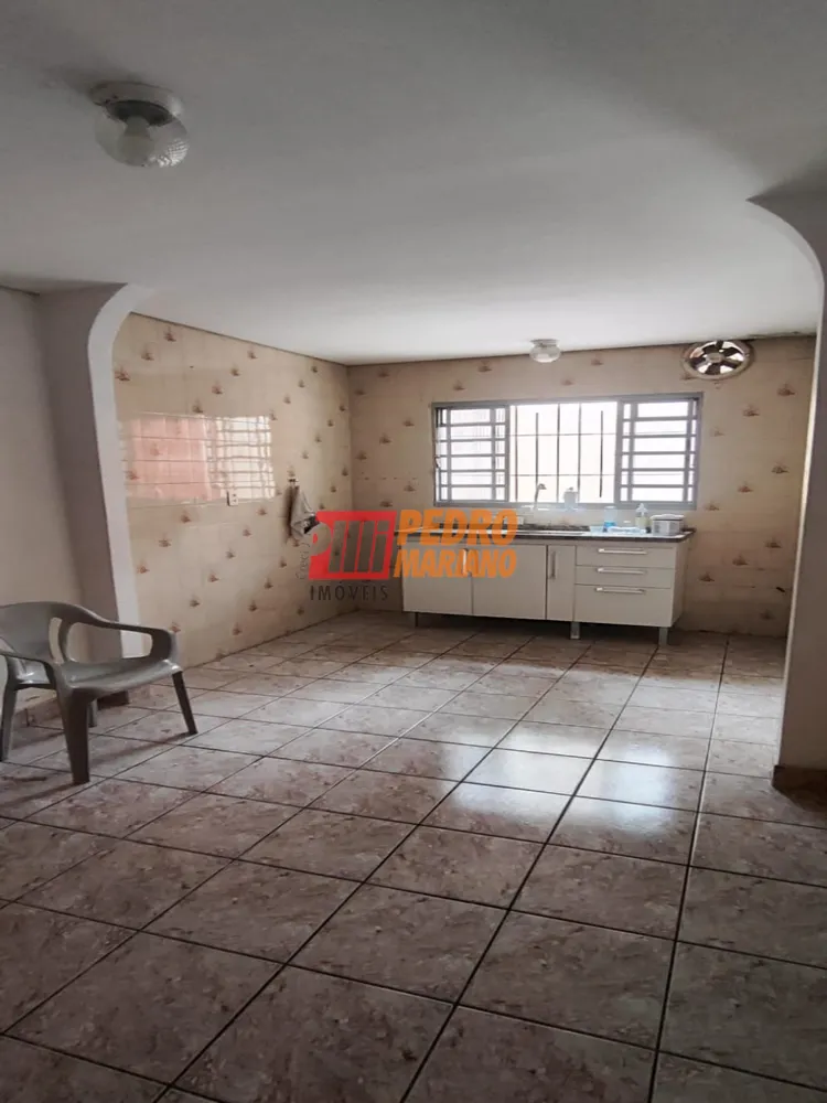 Casa, 2 quartos, 261 m² - Foto 7