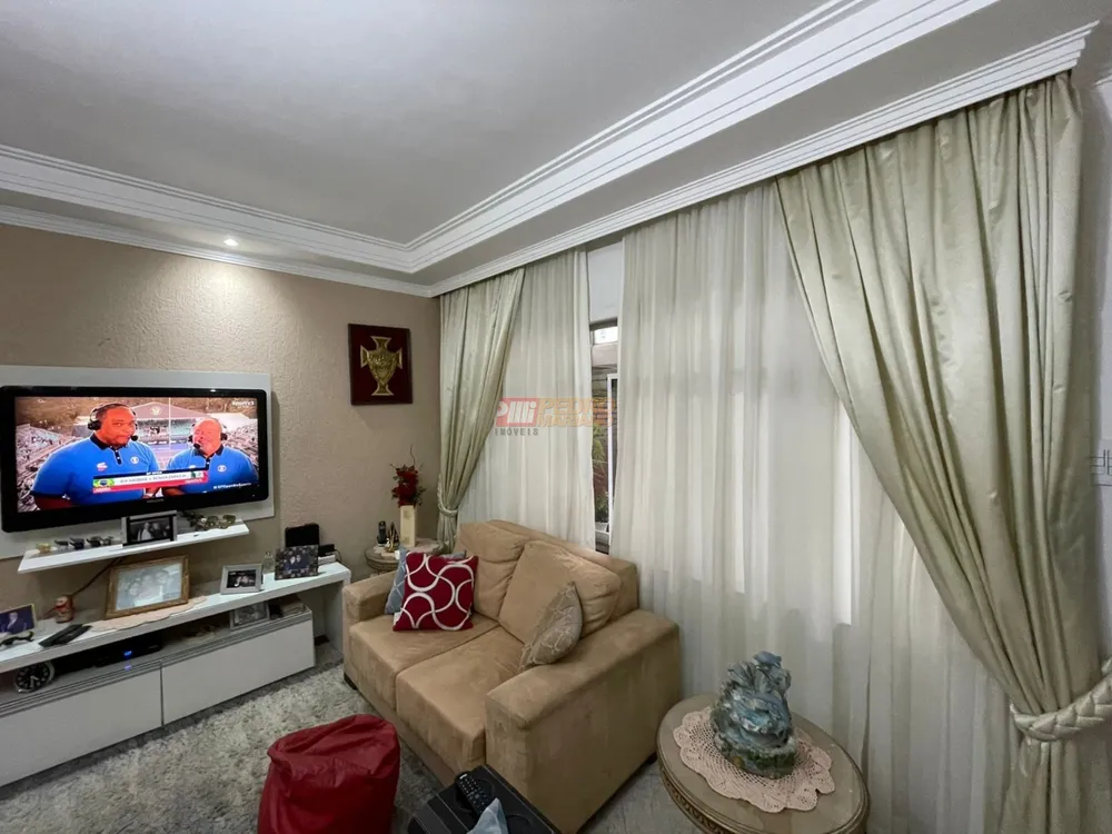 Sobrado, 3 quartos, 161 m² - Foto 1