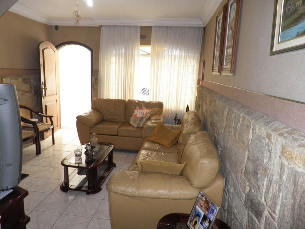 Sobrado à venda com 3 quartos, 125m² - Foto 1