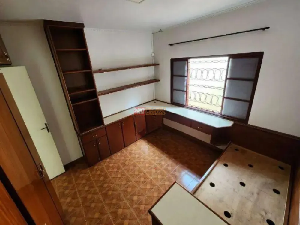 Casa, 4 quartos, 340 m² - Foto 2