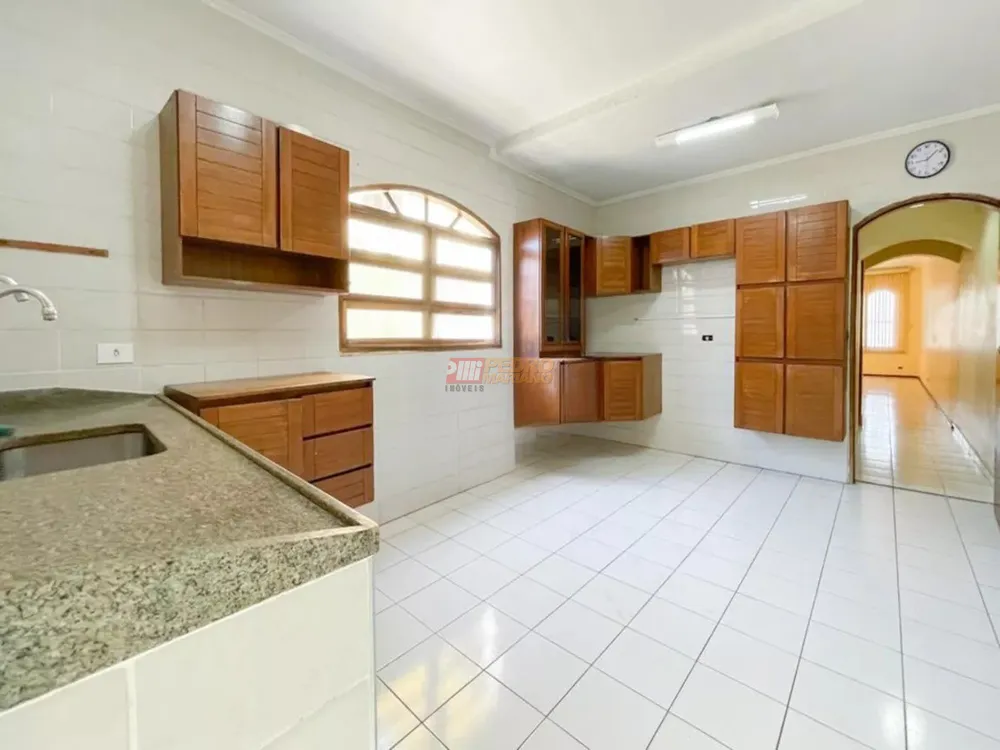 Sobrado, 3 quartos, 200 m² - Foto 2