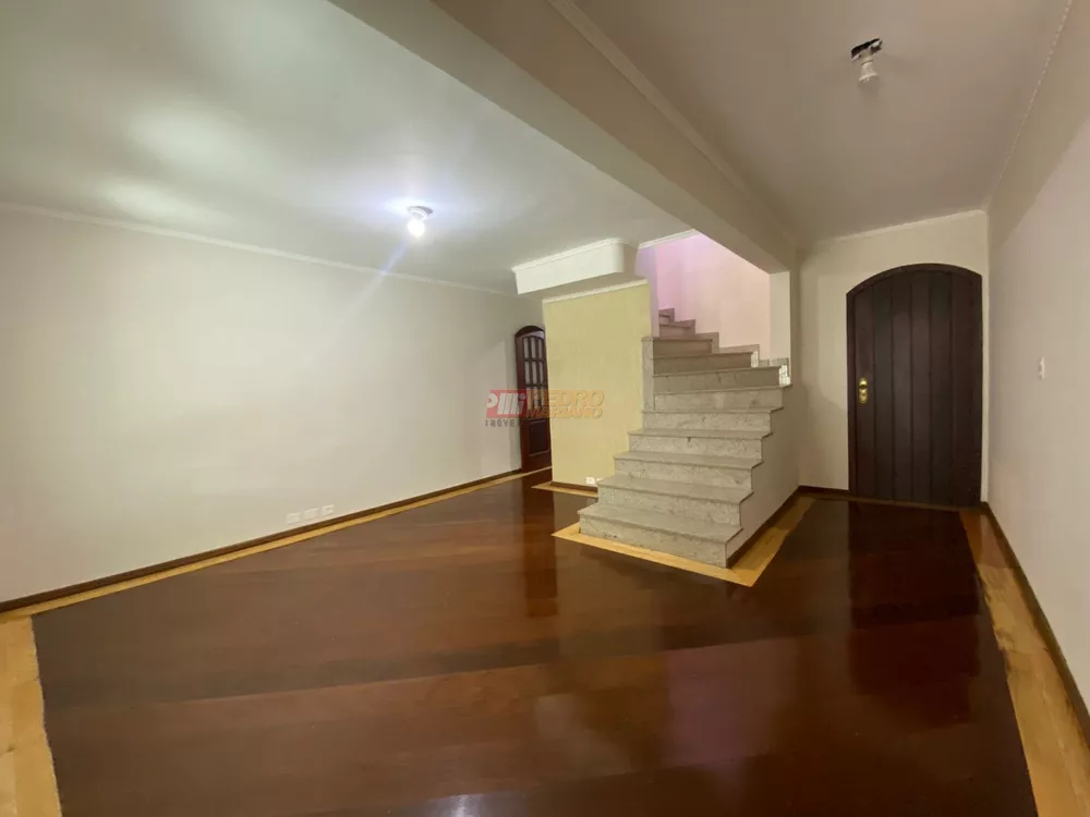 Sobrado à venda com 3 quartos, 183m² - Foto 2