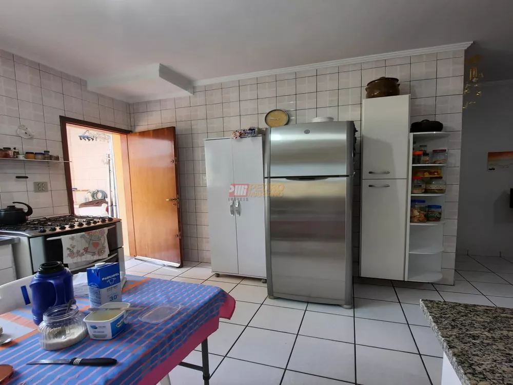 Sobrado, 3 quartos, 258 m² - Foto 9