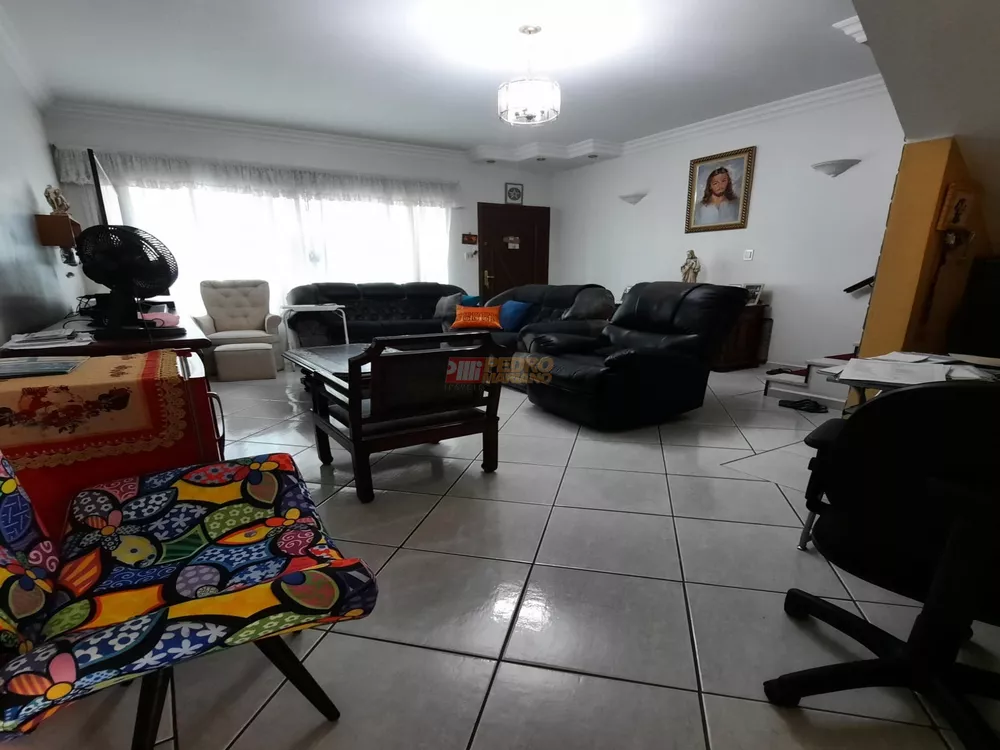 Sobrado, 3 quartos, 258 m² - Foto 4