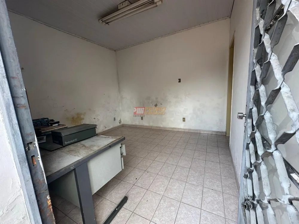 Casa, 5 quartos, 260 m² - Foto 5