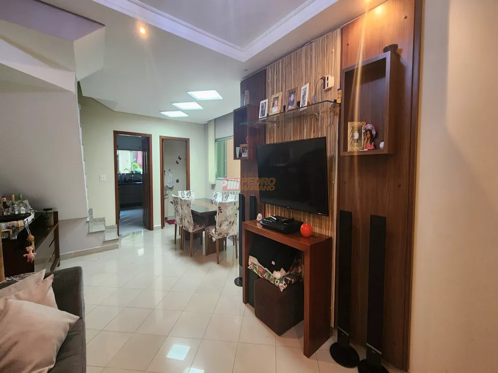 Sobrado, 3 quartos, 214 m² - Foto 4