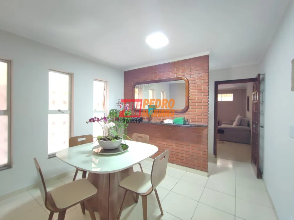 Sobrado, 3 quartos, 166 m² - Foto 1