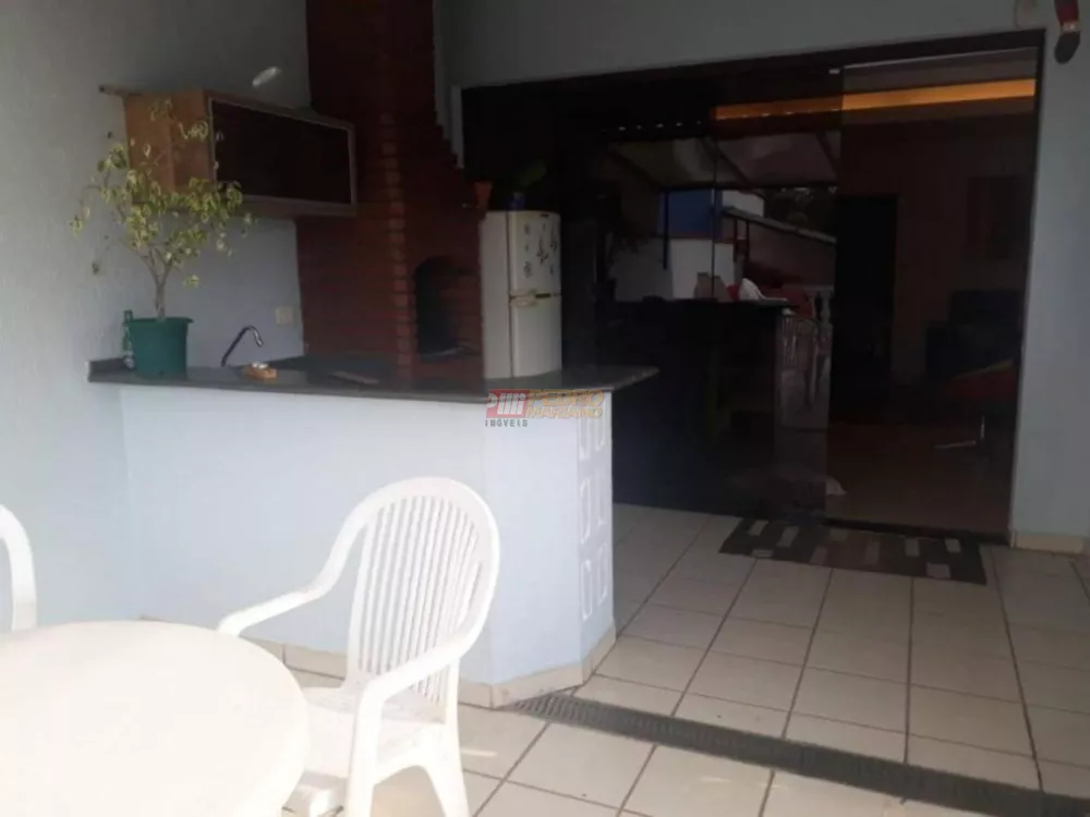 Sobrado, 3 quartos, 209 m² - Foto 1