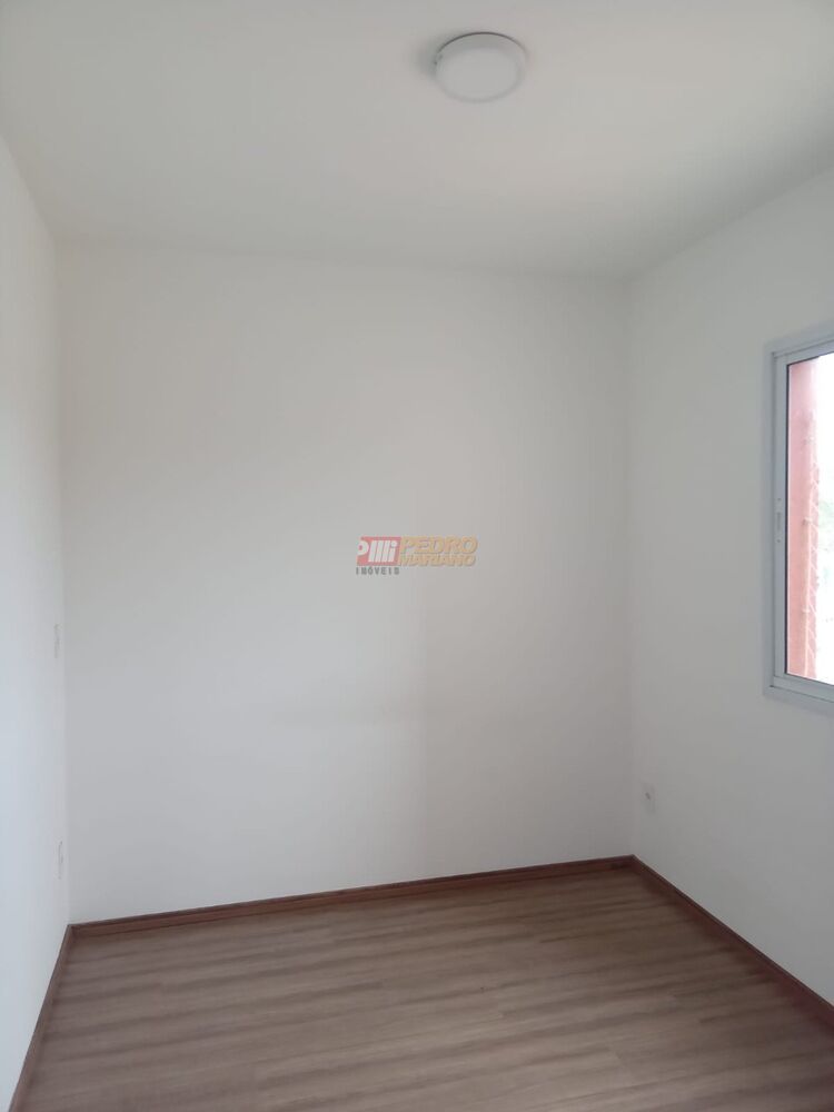 Apartamento para alugar com 2 quartos, 45m² - Foto 2