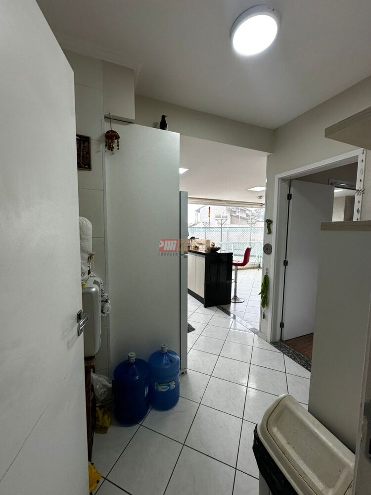 Apartamento à venda e aluguel com 3 quartos, 130m² - Foto 2