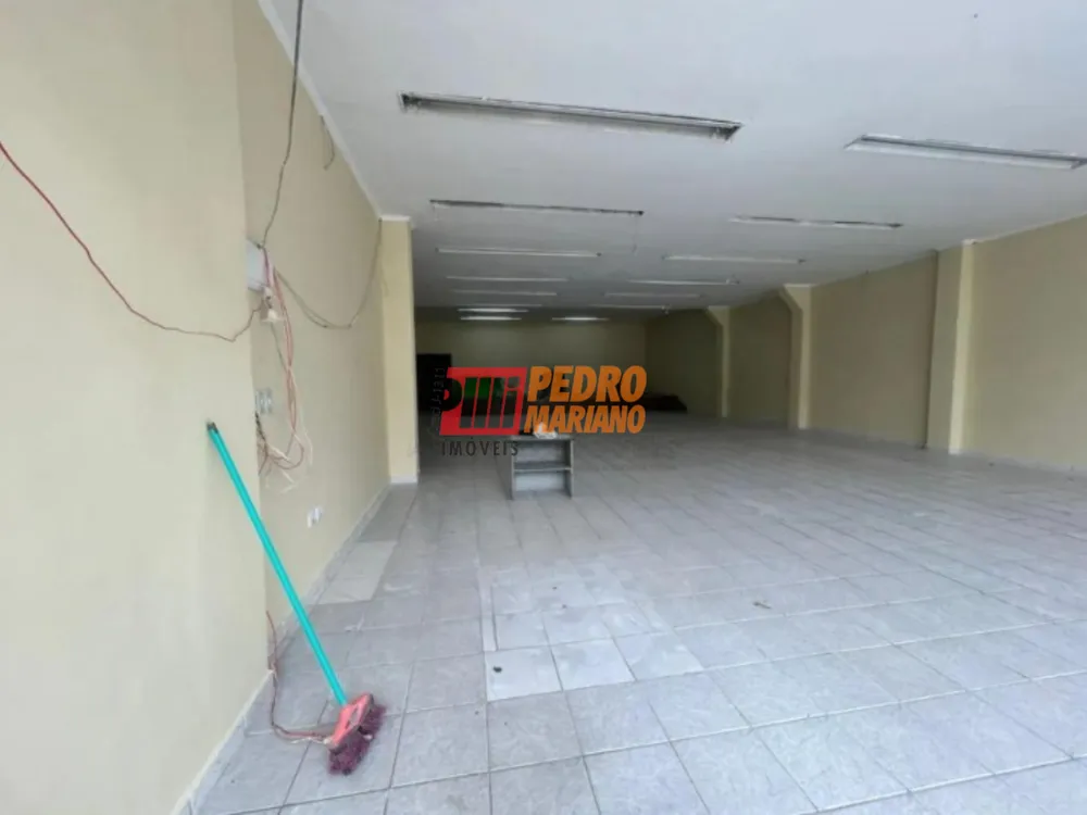 Sala-Conjunto, 300 m² - Foto 1
