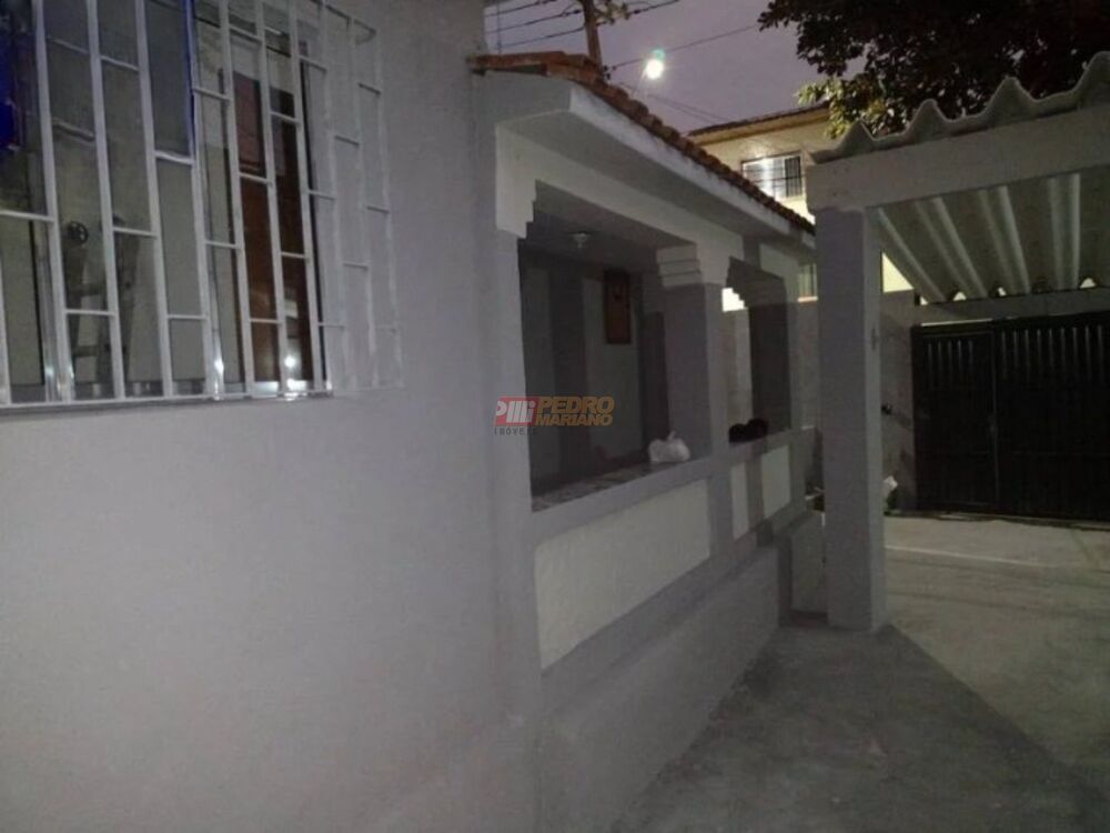 Casa à venda com 2 quartos, 82m² - Foto 2