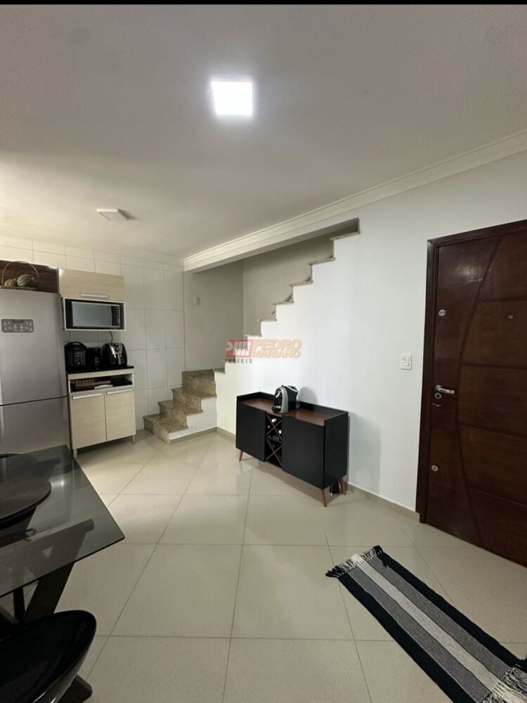 Cobertura à venda com 2 quartos, 125m² - Foto 3