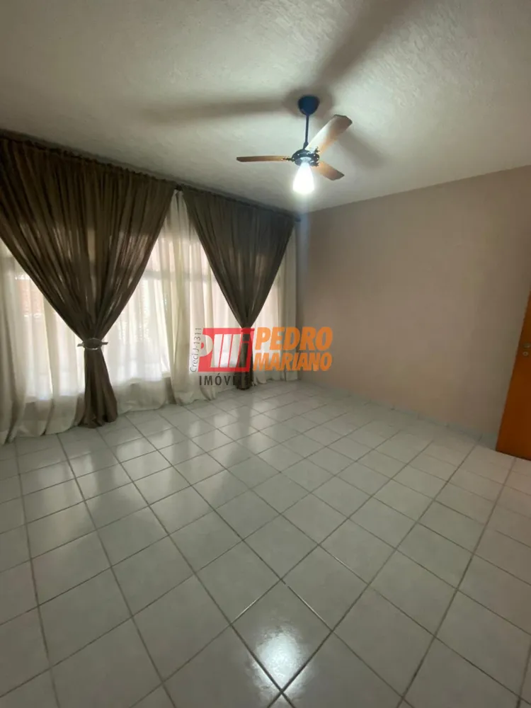 Casa, 2 quartos, 131 m² - Foto 2