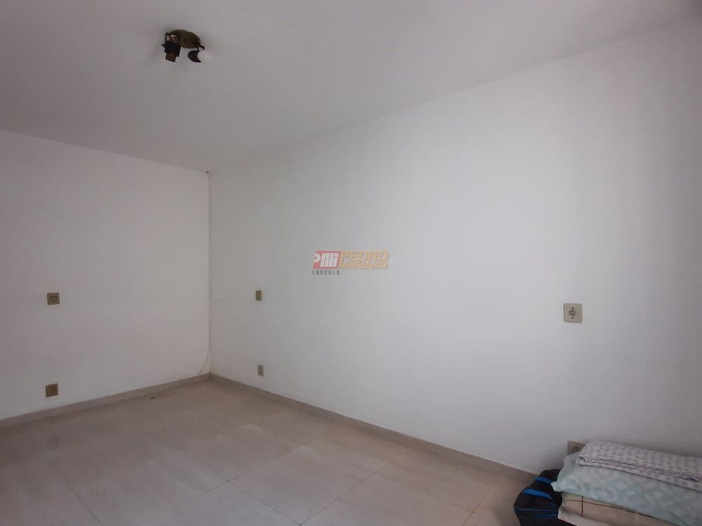 Casa à venda com 3 quartos, 129m² - Foto 9