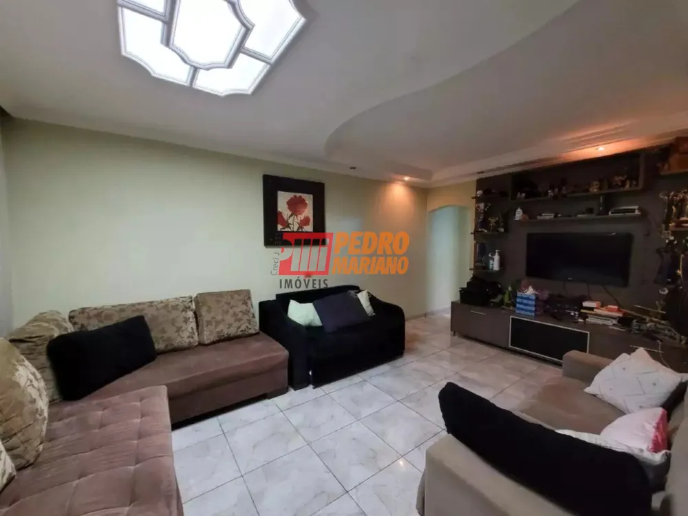 Sobrado, 3 quartos, 204 m² - Foto 1
