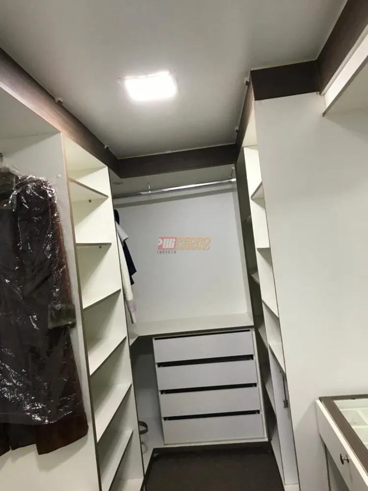 Apartamento, 3 quartos, 188 m² - Foto 2