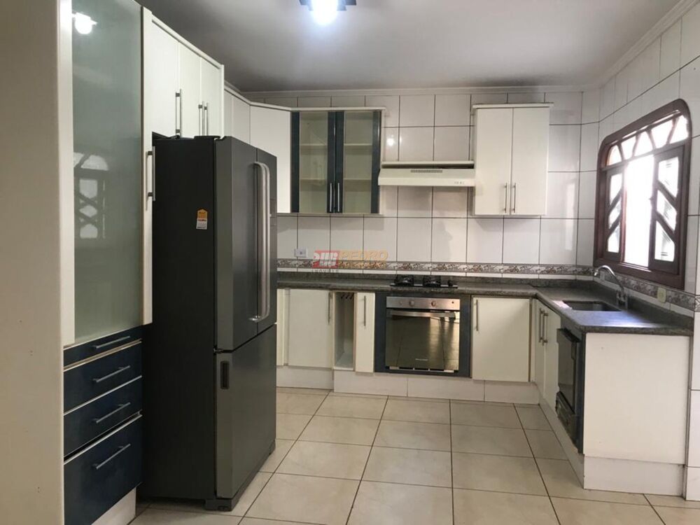 Apartamento, 3 quartos, 188 m² - Foto 1