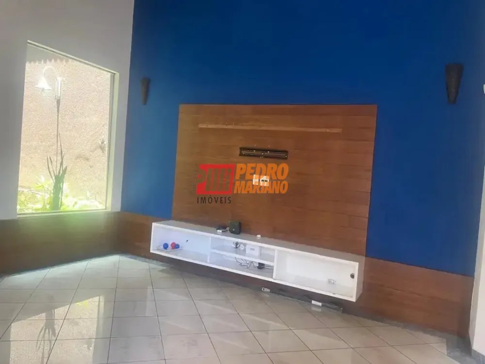 Sobrado, 3 quartos, 330 m² - Foto 1