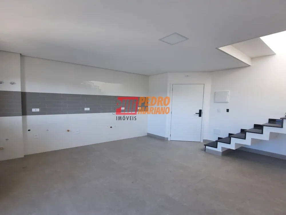 Cobertura, 3 quartos, 112 m² - Foto 2