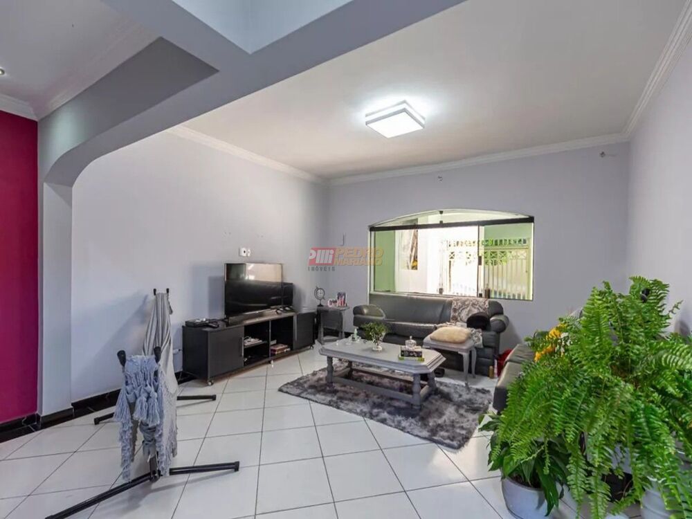 Sobrado, 3 quartos, 198 m² - Foto 1