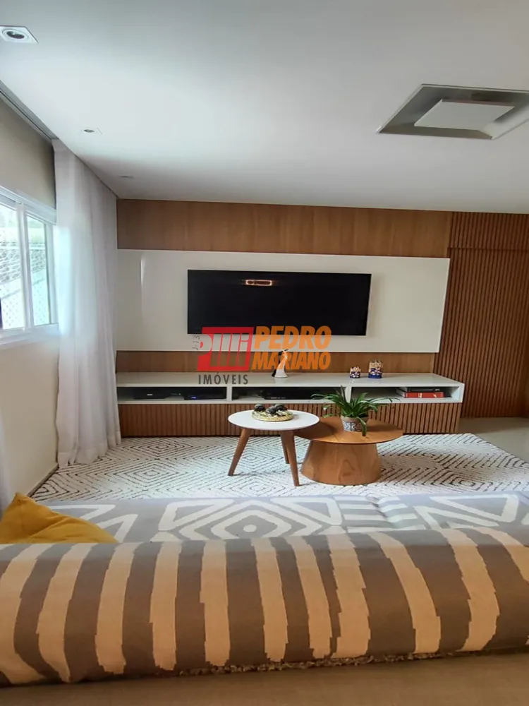 Cobertura, 3 quartos, 198 m² - Foto 1